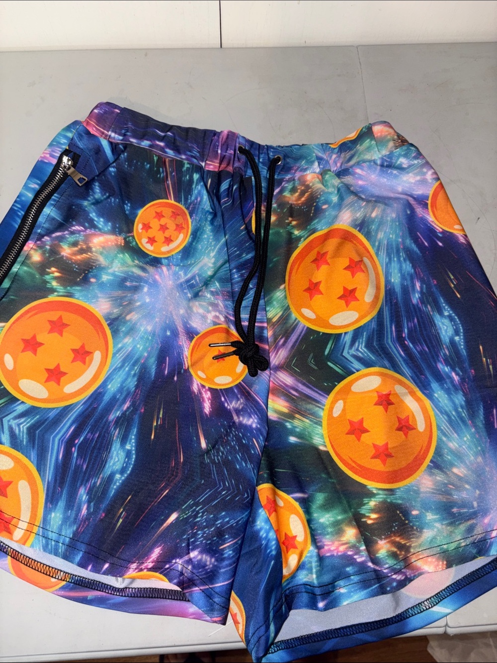 #181 NEW medium men’s shorts